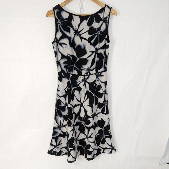 Adrianna Papell 10 Linen Blend Black White Blue Floral Sleeveless Midi Dress - Picture 2 of 13